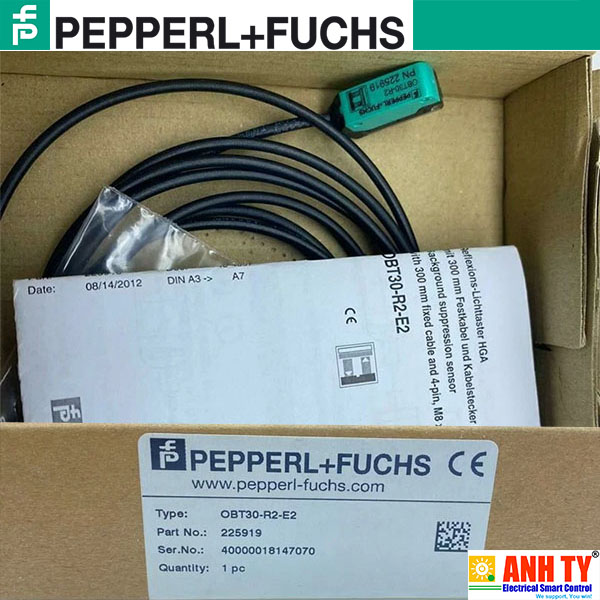 Cảm biến quang Pepperl Fuchs OBT30-R2-E2-P