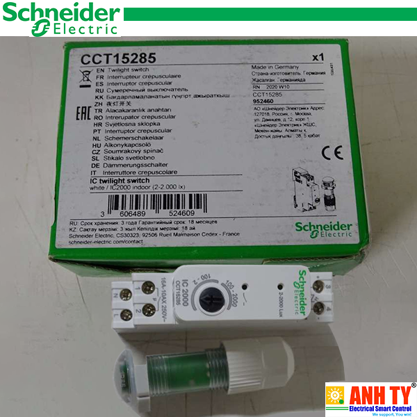 Công tắc điều khiển cảm biến ánh sáng khi chạng vạng Schneider CCT15285 | Acti9 IC2000 indoor (2 - 2000 lux)