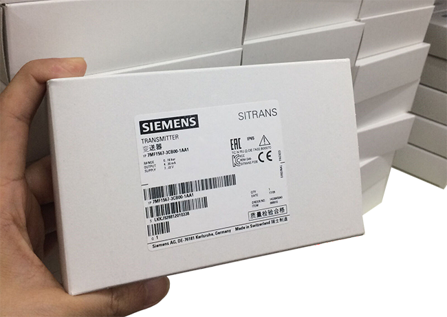 Siemens 7MF1567-3CB00-1AA1: Cảm biến áp suất SITRANS P220 ứng dụng áp suất cao và chất làm lạnh phi tuyến tính; 0-16 bar, Áp suất quá tải 40 bar; 2-wire 4-20 mA, DC 7-33V; G1/2" male