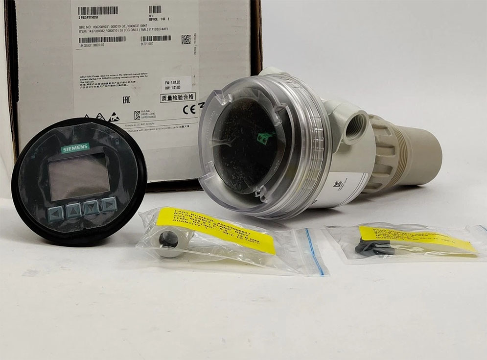 Ultrasonic level transmitter Siemens 7ML5110-1EF07-4AF3