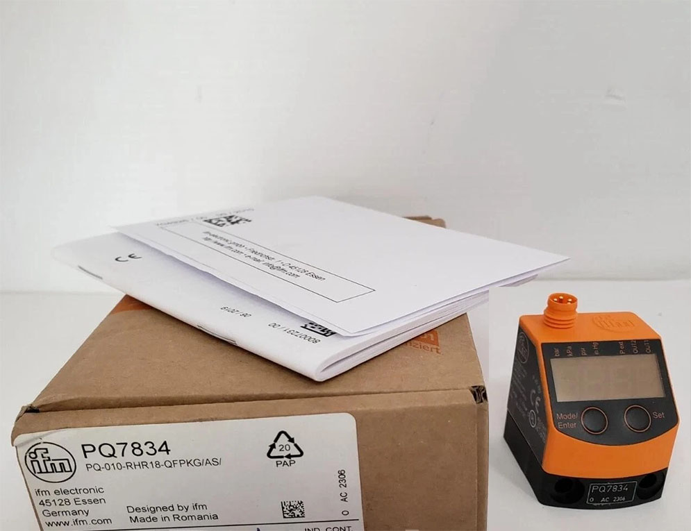 Cảm biến áp suất IFM PQ-010-RHR18/QFPKG/AS